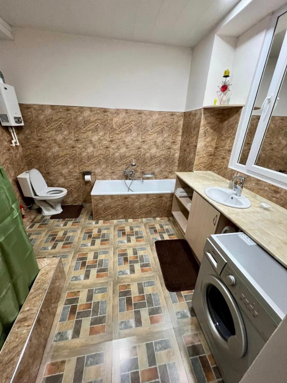 Guest House In Alaverdi Exterior photo