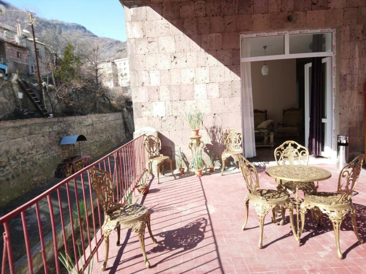 Guest House In Alaverdi Exterior photo